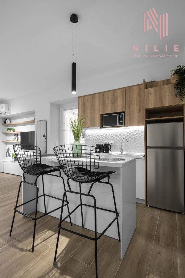 Harmony Suite, Nilie Hospitality Mgmt Солун Екстериор снимка